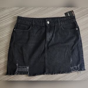 Forever 21 plus black denim skirt nwt